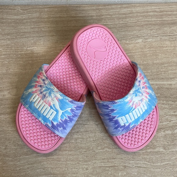 PUMA UEC Girls Size 11 Pool Slide Sandal Pink Purple Blue White Tie-dye pattern - Picture 2 of 10